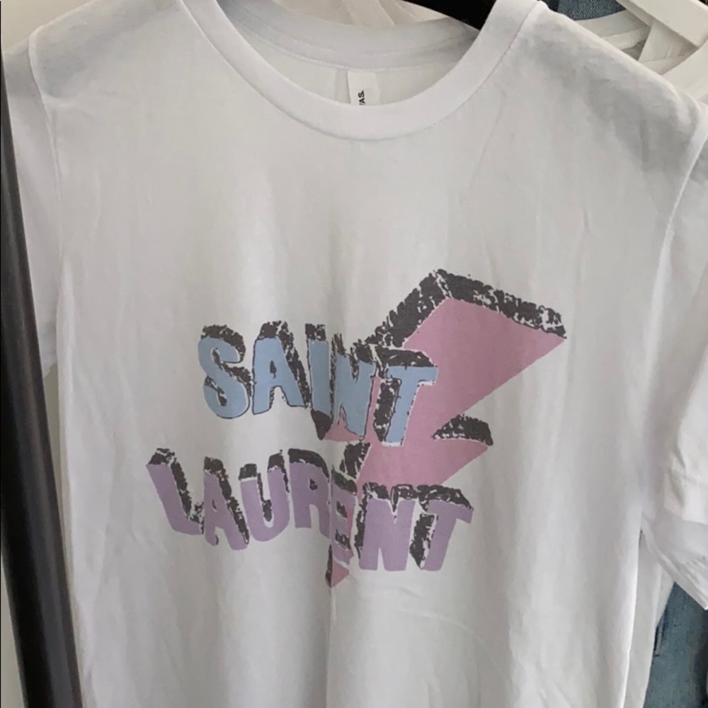 Graphic tee